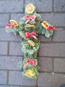 Christmas Graveside Cross